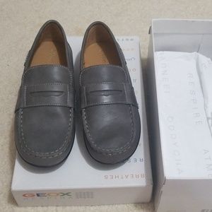 New in box Geox loafers size 32